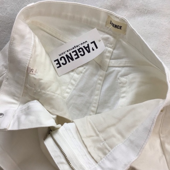 NWT L’AGENCE White High Rise Denim Cutoff Shorts Raw Hem Size 25 - Picture 4 of 8